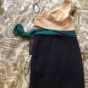 Bebe Small Sara bandage midi dress